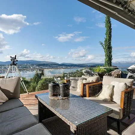 Exclusive With Spectacular Views And Jacuzzi فيلة *