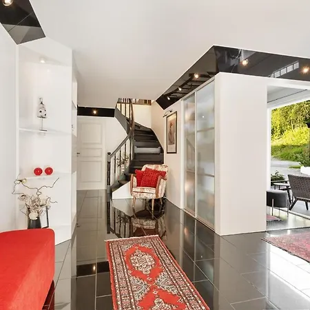 Exclusive With Spectacular Views And Jacuzzi *